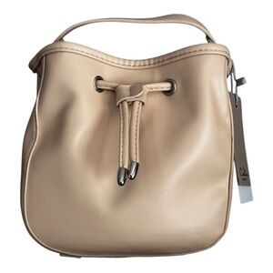 “Augusta” CALI. Beige Bucket Bag